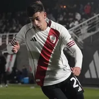 Valentín Lucero, el juvenil que podría ser convocado en River por la baja de Marcos Acuña