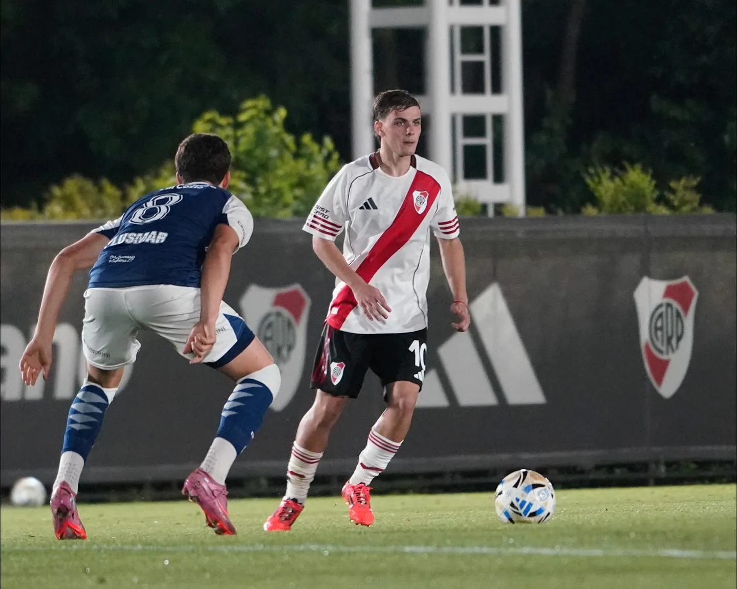 Zaballa estuvo incluído en la lista de buena fe de la Copa Sudamericana y en enero había firmado su primer contrato hasta fines de 2028 con cláusula de 100 millones de dólares.