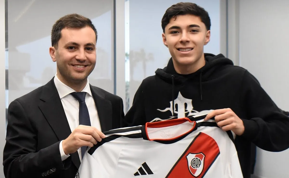 Tobías Andrada firmó contrato con River hasta el 31 de diciembre del 2030.