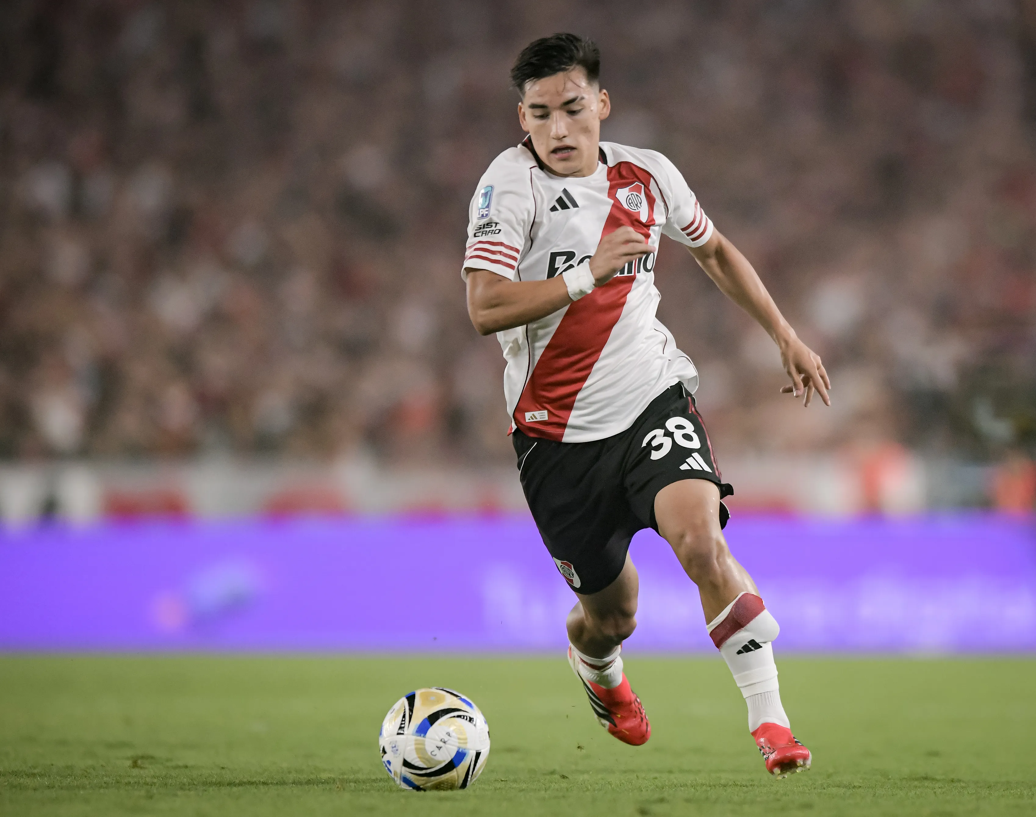 Subiabre no debutará en Tigre ante River.