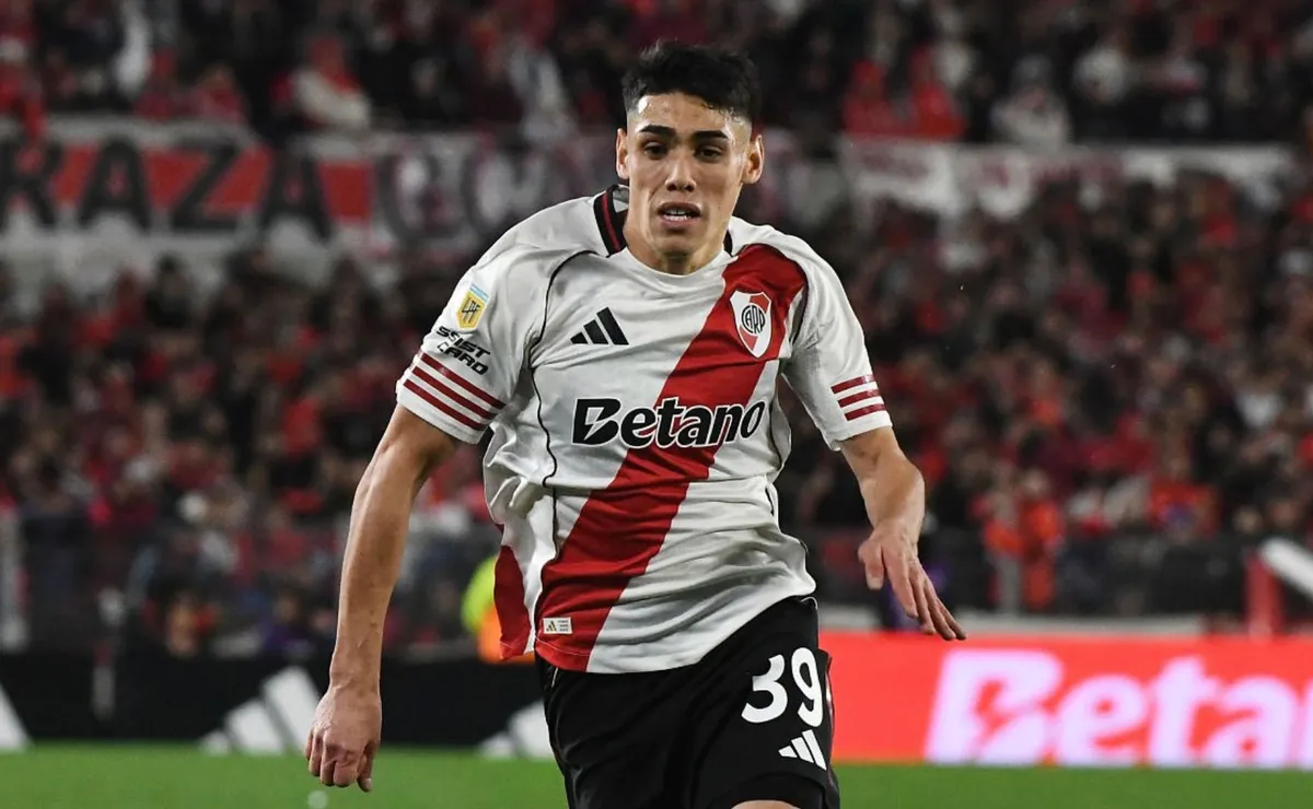 El volante seguirá su carrera en Europa.