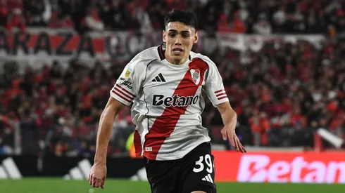 El volante seguirá su carrera en Europa.