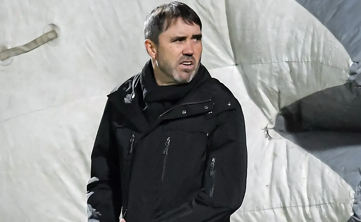 Coudet fue uno de los apuntados por los hinchas en la noche del Monumental.