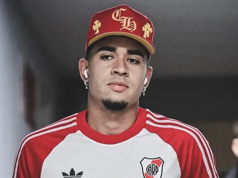 Otro papelón: Kendry Páez hizo un vivo en TikTok mientras se ausenta de los entrenamientos
