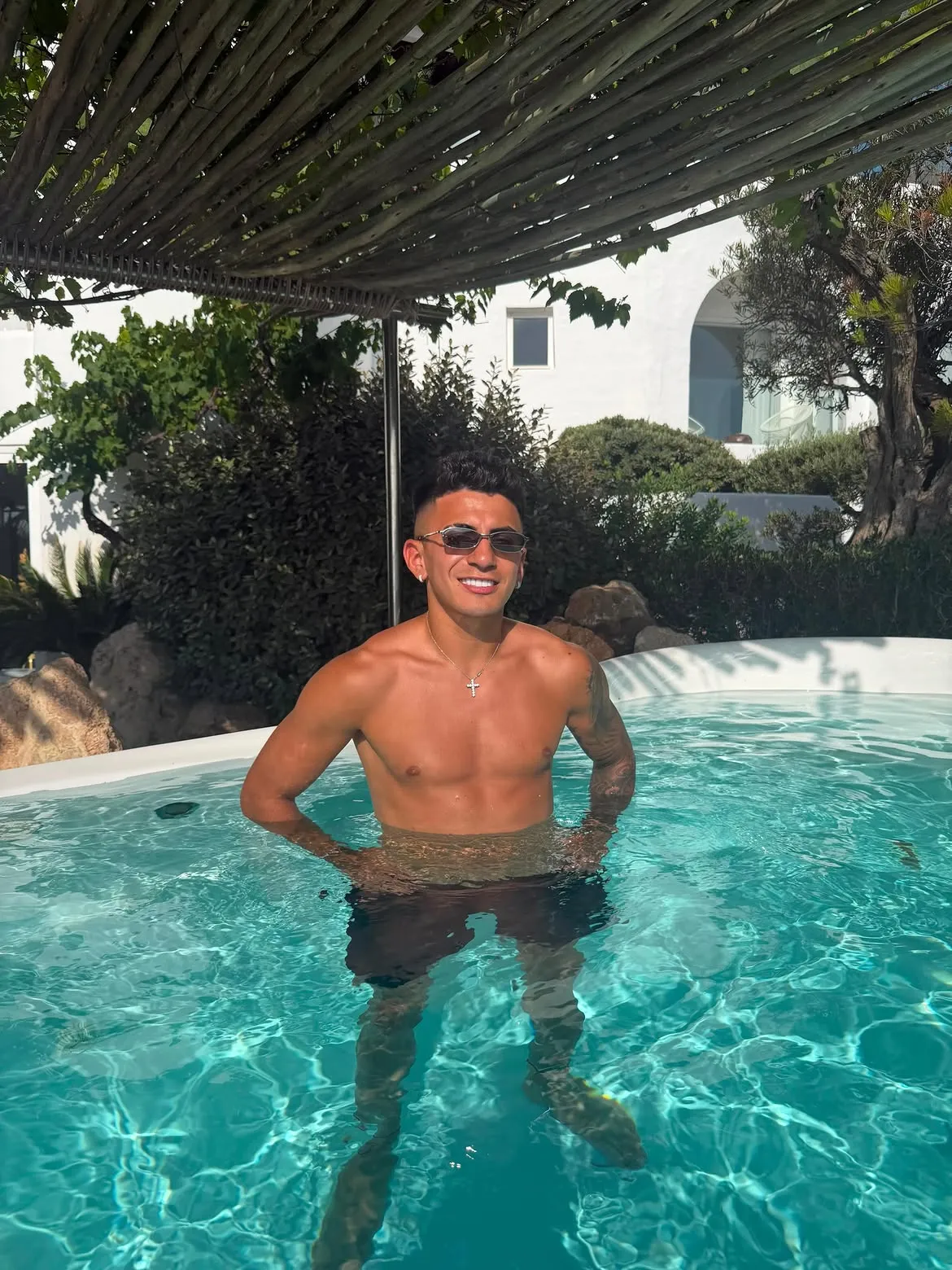 Thiago Almada, de vacaciones en Ibiza antes de firmar con River Plate.