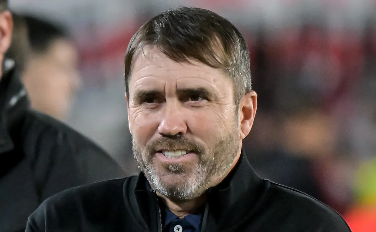 Coudet tendrá tiempo hasta el viernes a las 18:00 para decidir qué nombre incluye en la lista de la Sudamericana.