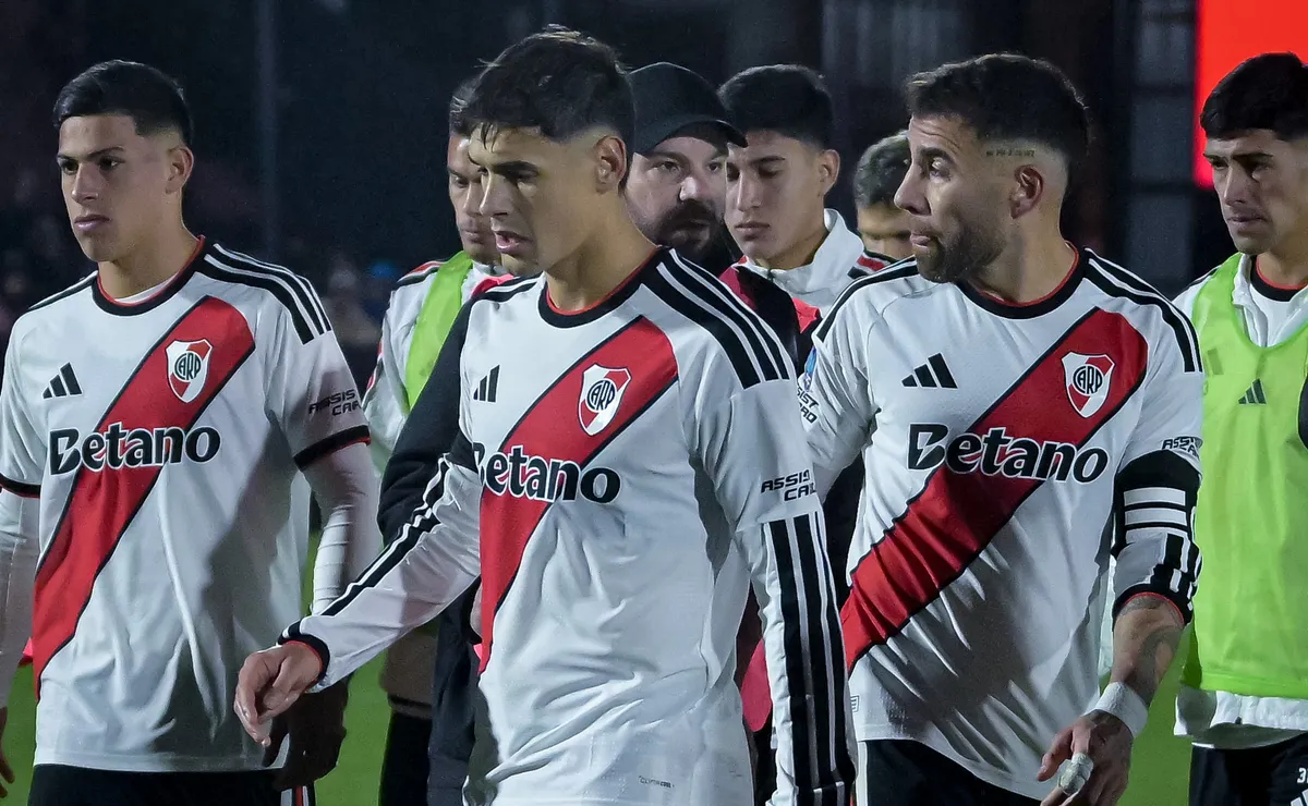 River sigue sin levantar cabeza y agravó su crisis.
