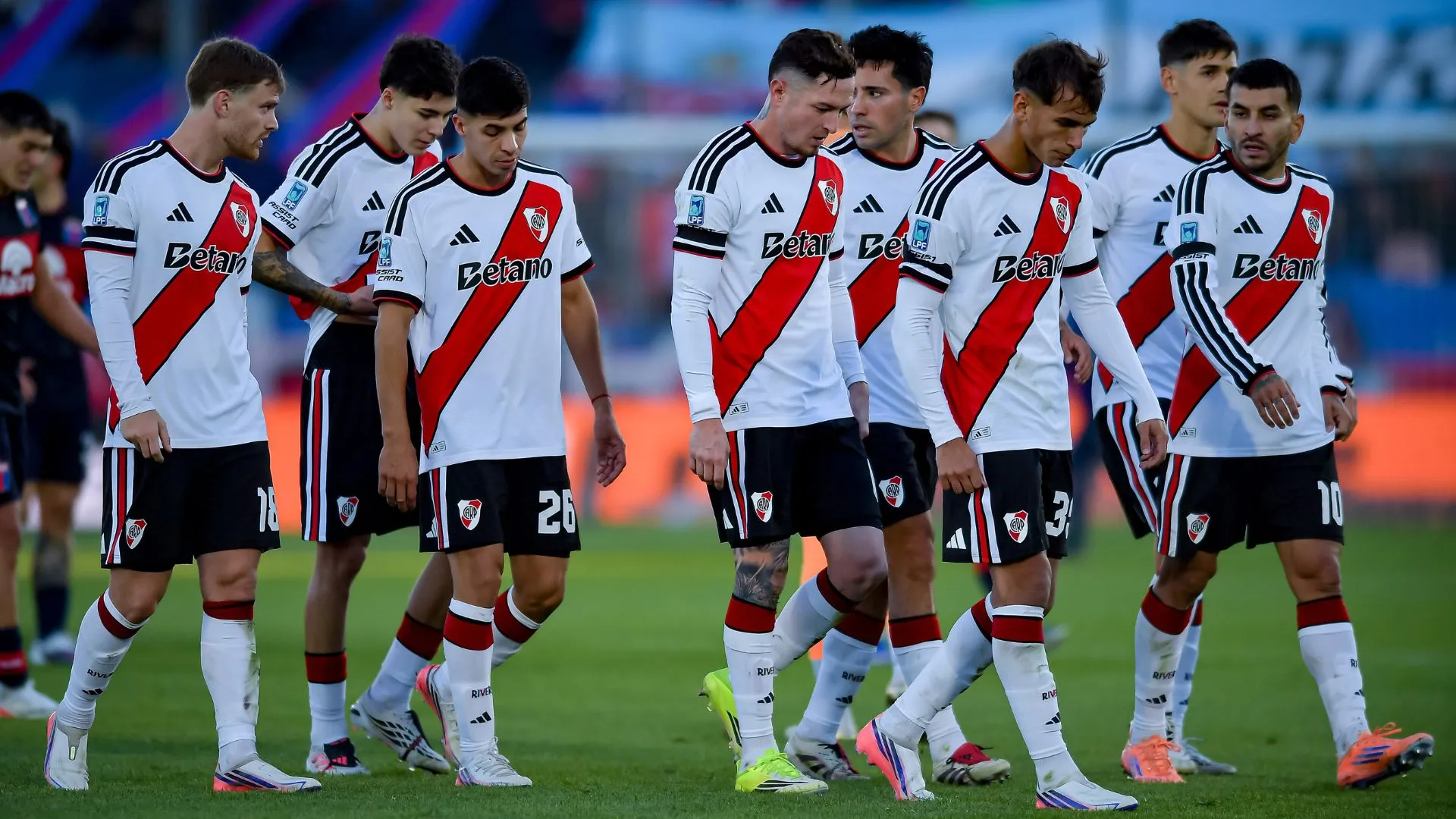 River volvió a perder y sigue en caída libre.