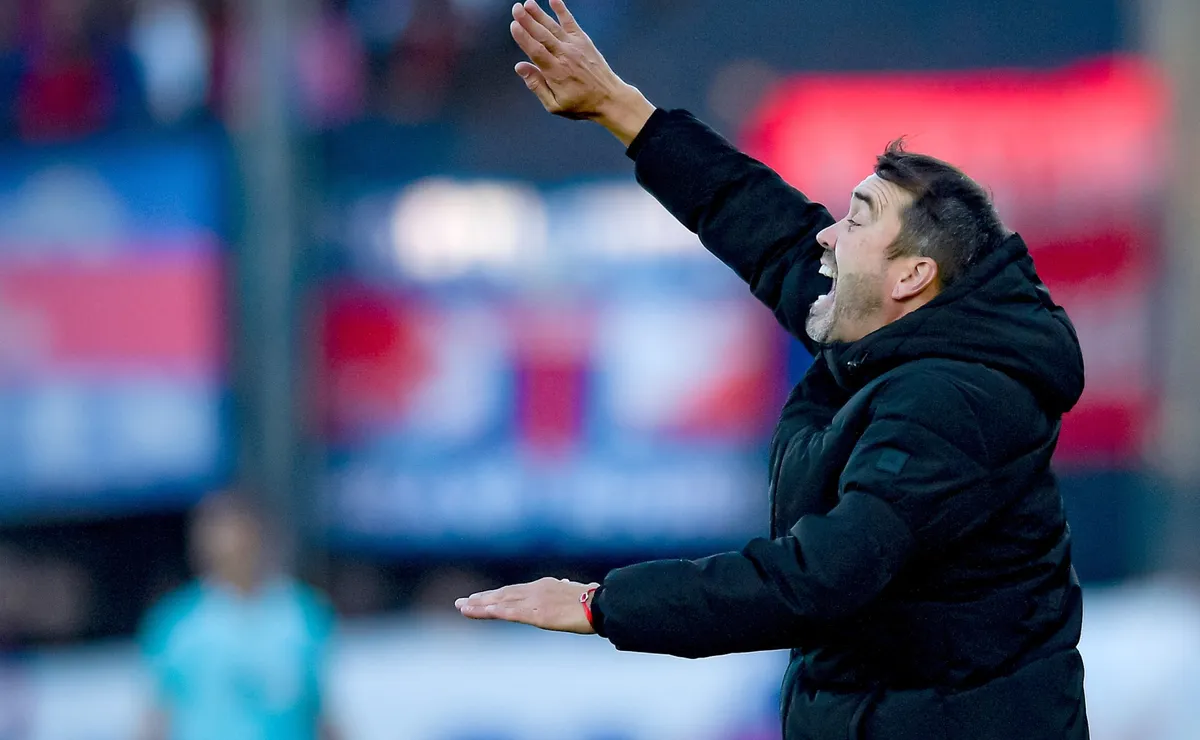 El reclamo de Coudet por el penal no cobrado a River.