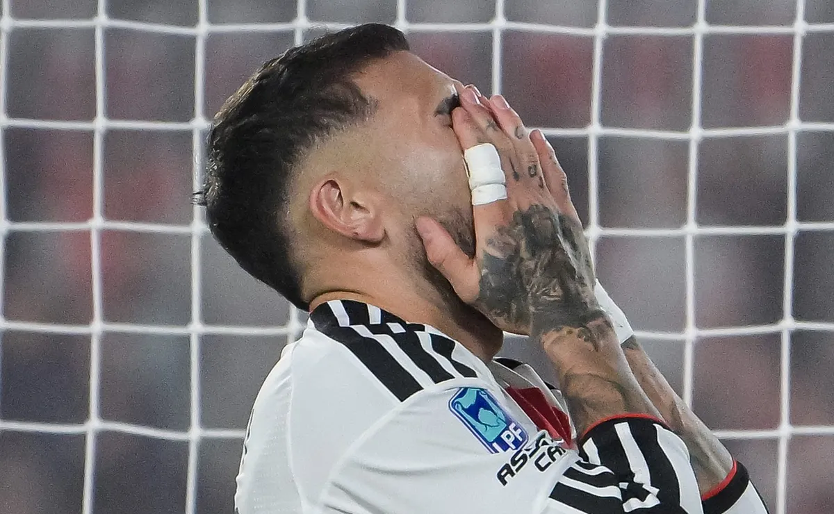 Otamendi todavía no pudo mostrar su mejor nivel en River.