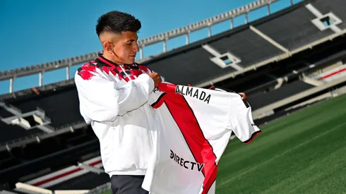 Almada debutaría este domingo ante Argentinos Juniors.