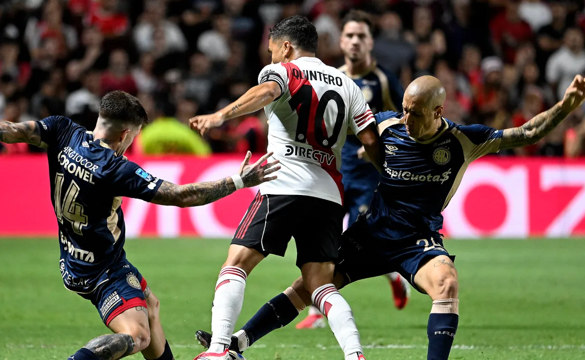 Un River renovado recibirá al Bicho.