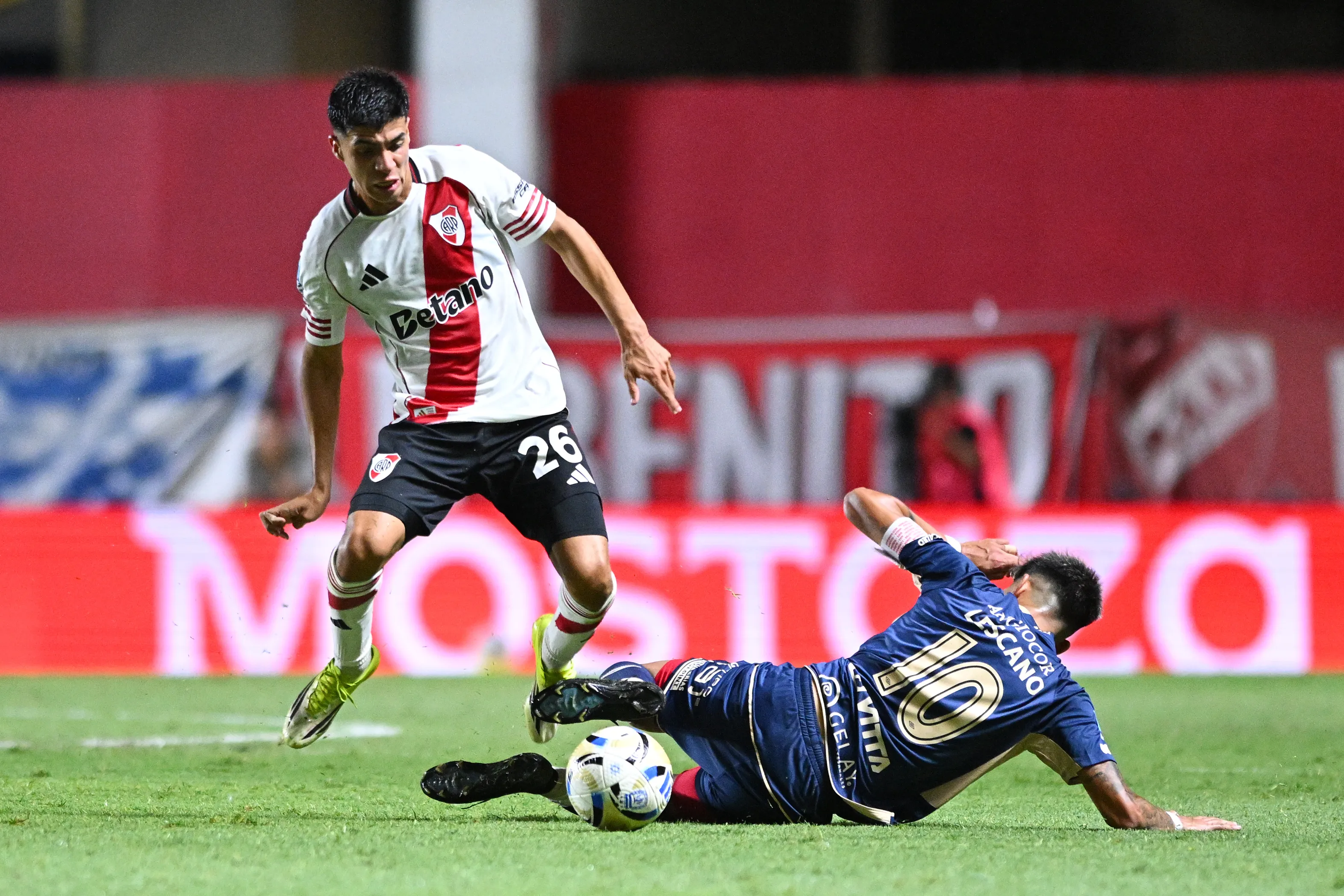 River jugará ante Argentinos Juniors, uno de los dos líderes de la tabla anual. (Getty Images)