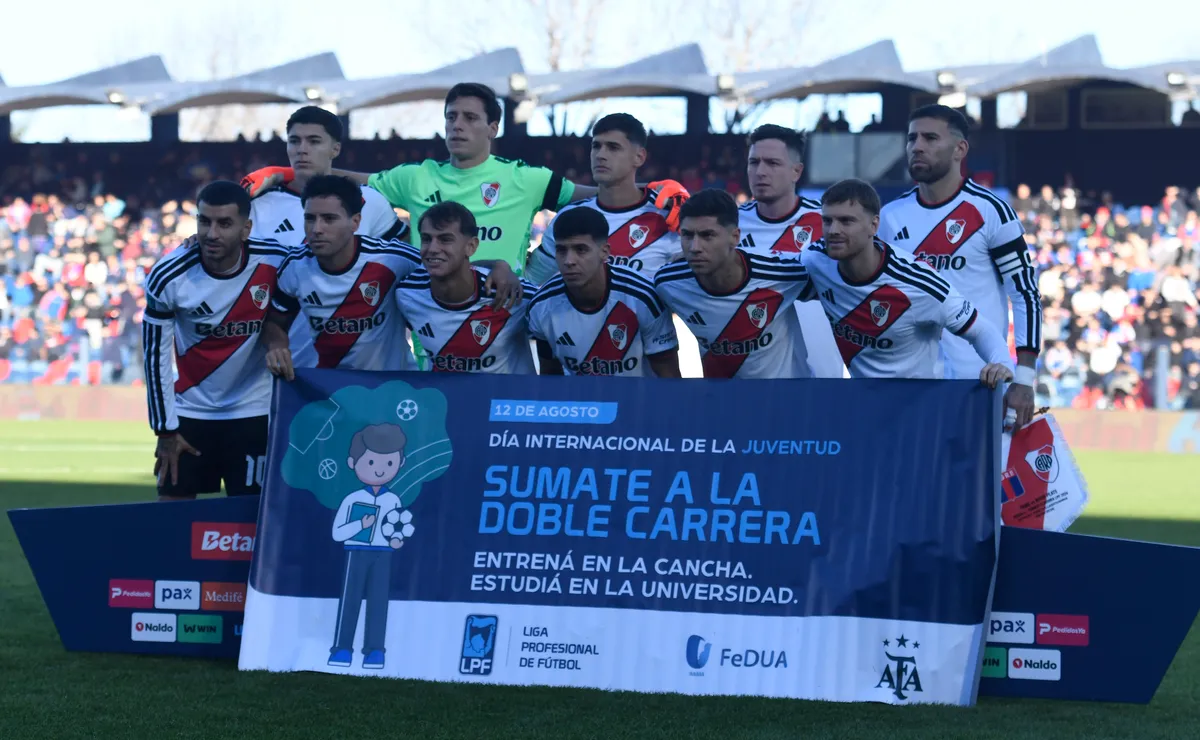 El plantel completo de River.