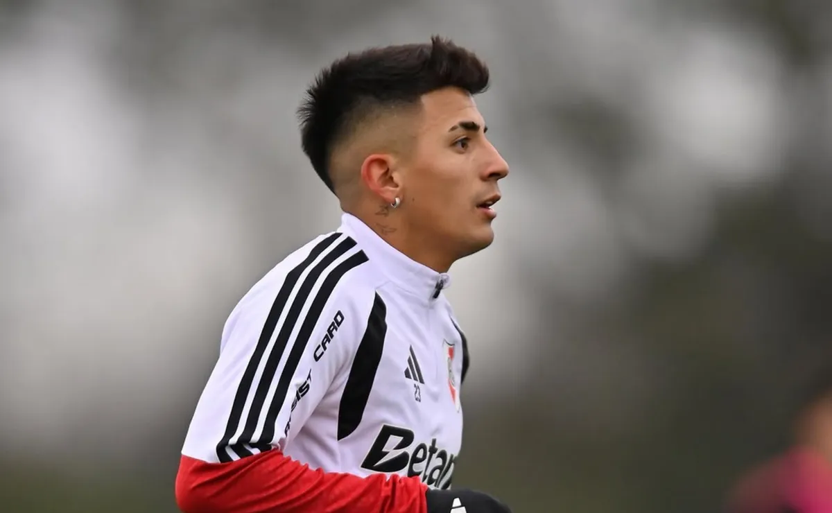 El posteo de Thiago Almada antes de su debut en River.