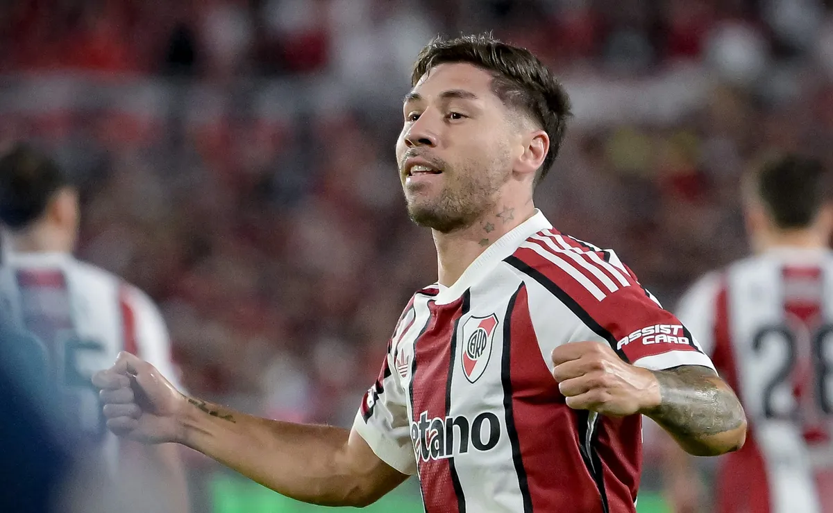 Montiel firmó el 1-0 de River vs. AAAJ.