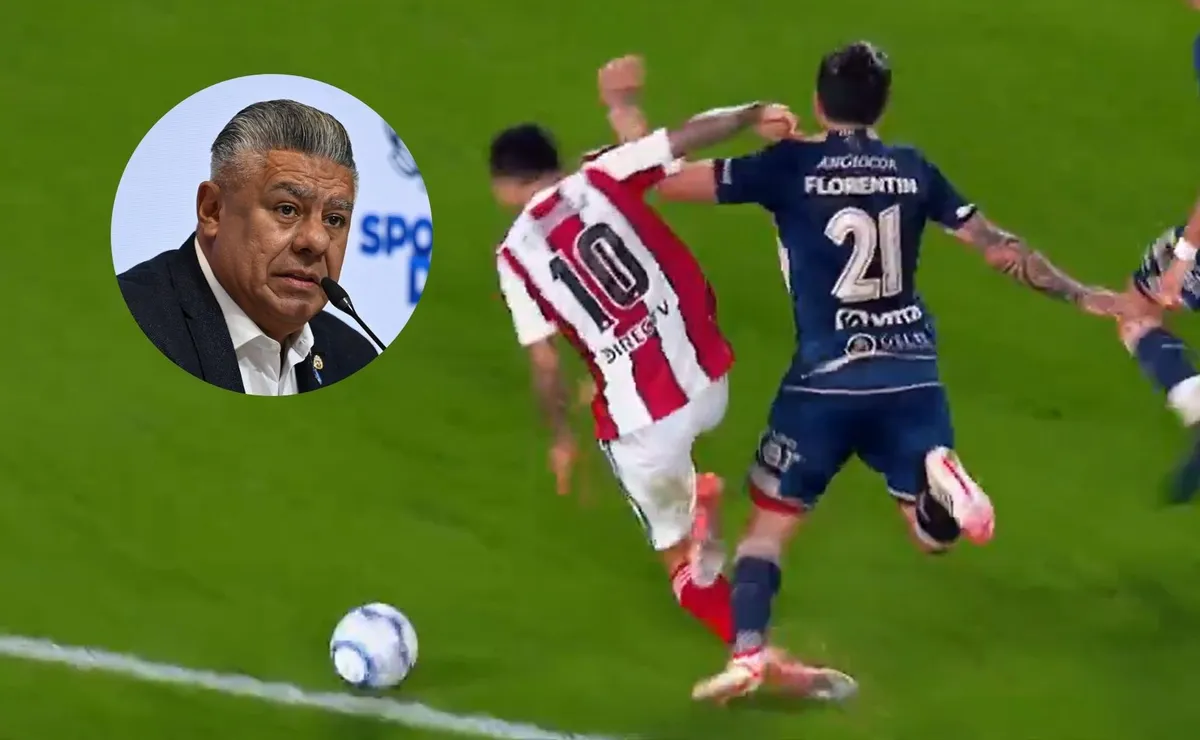 El estadio cantó en contra del presidente de la AFA.