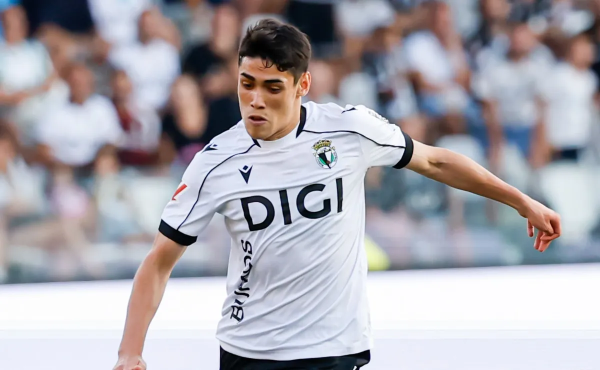 El ex River tuvo su debut en el club español.