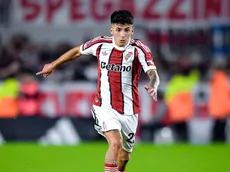 Thiago Almada saldría del equipo: el cambio inesperado que prepara Coudet vs. Santa Fe