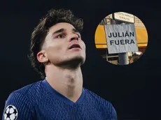 Julián rechazó al Arsenal y los hinchas del Atlético de Madrid pusieron carteles en su contra