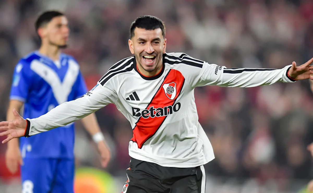 Correa firmó el 1-0 ante Vélez.