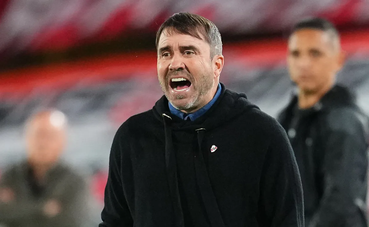 El técnico fue responsable de la derrota.