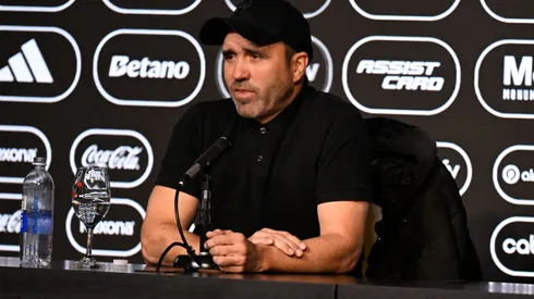 Coudet en conferencia de prensa.