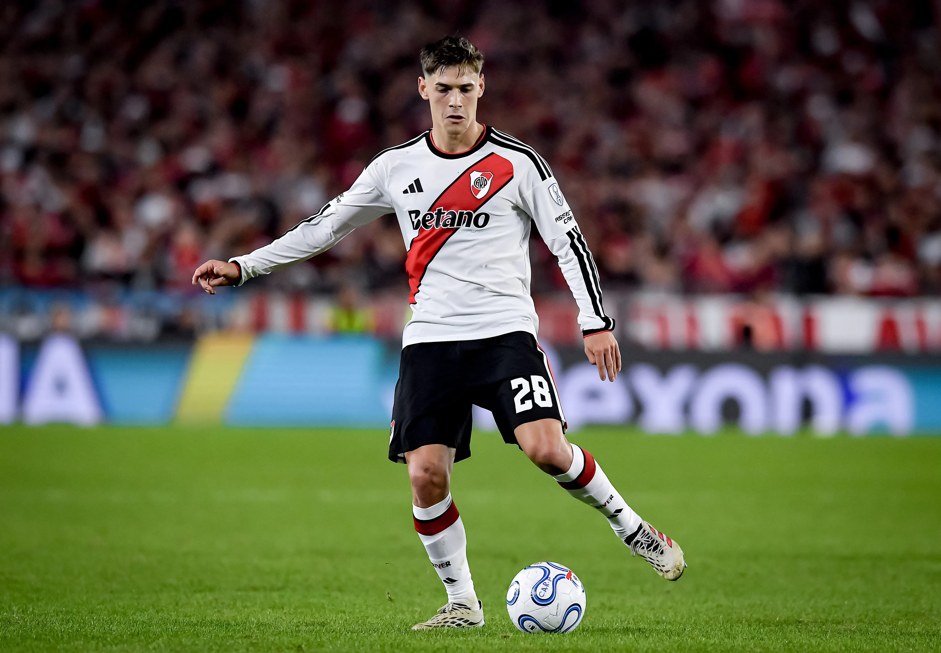 Martínez Quarta podría ser respaldado por Ponzio para jugar ante Banfield. (Getty Images)