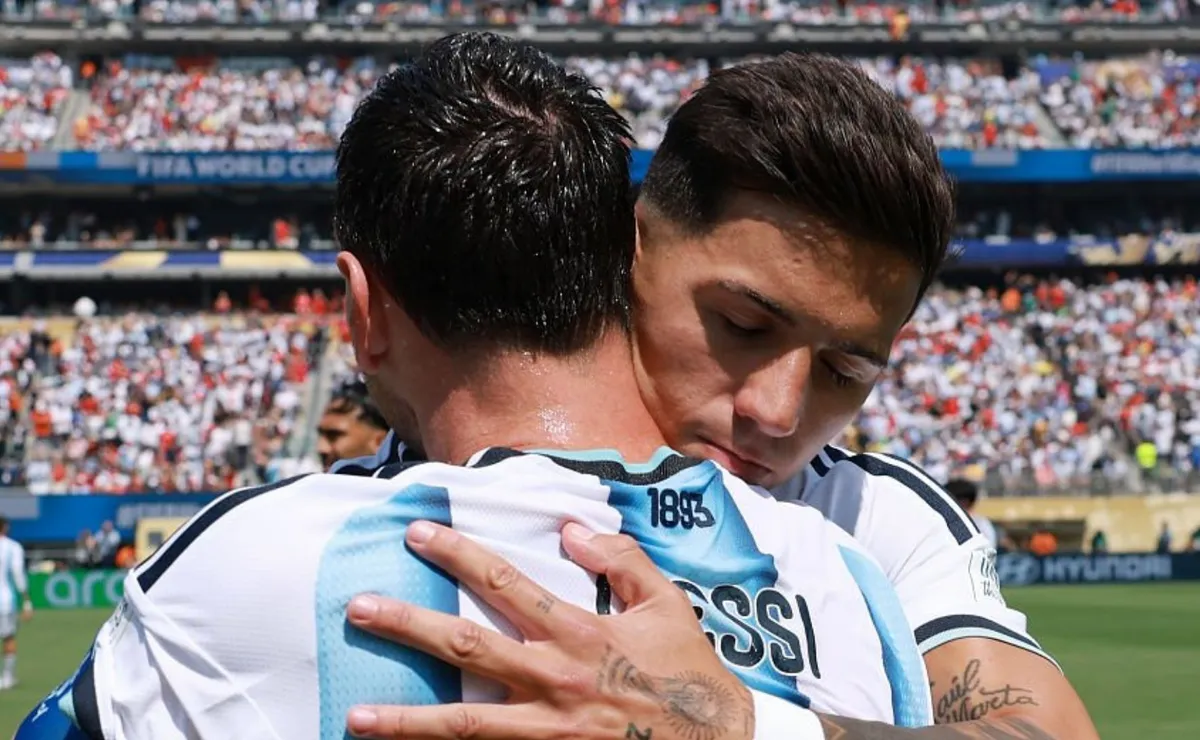El ex River publicó una carta para el 10.