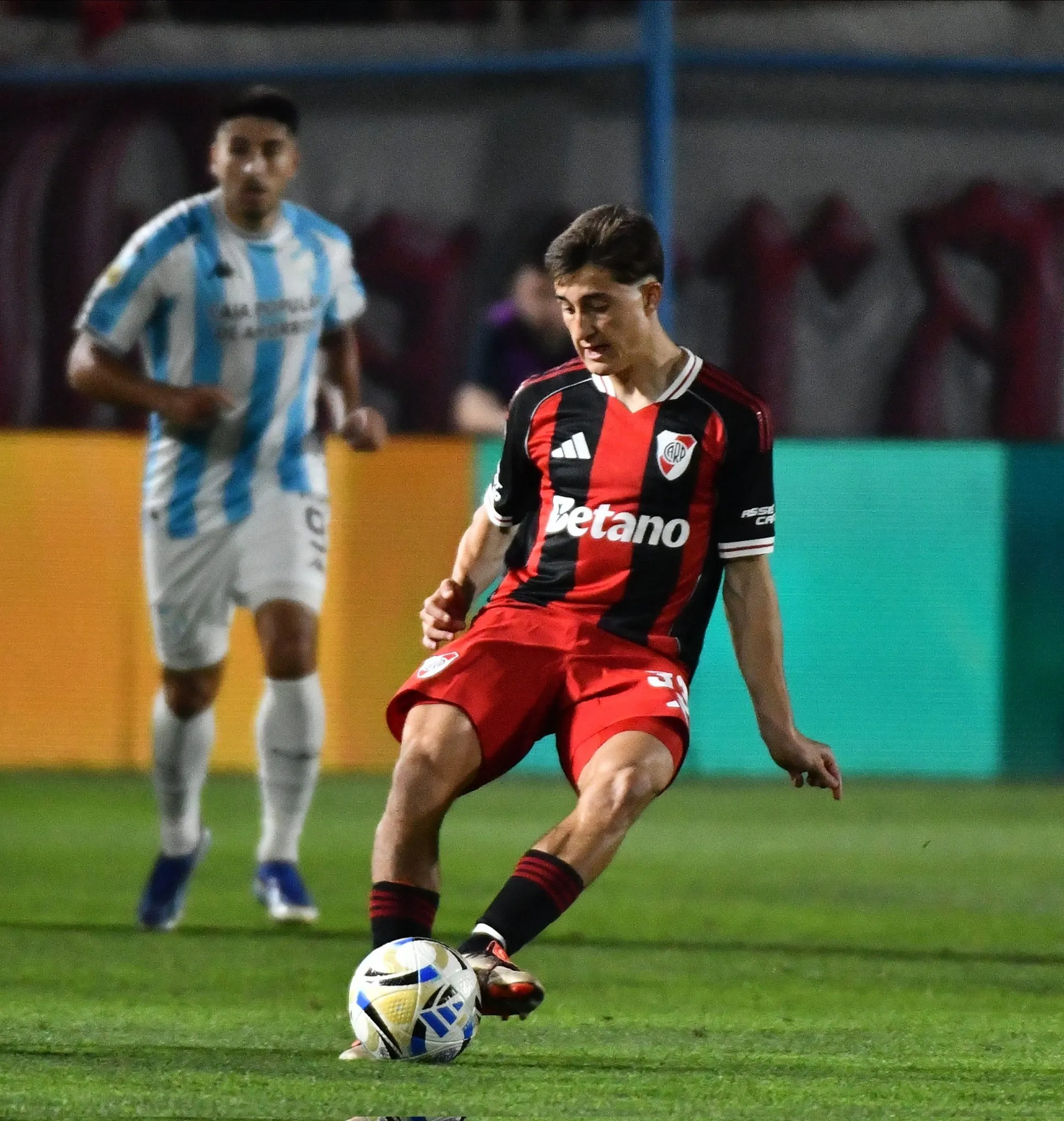 De la Cuesta jugó un solo partido en la Primera de River.