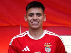 Oficial: Echeverri fue presentado en Benfica tras ser cedido por Manchester City