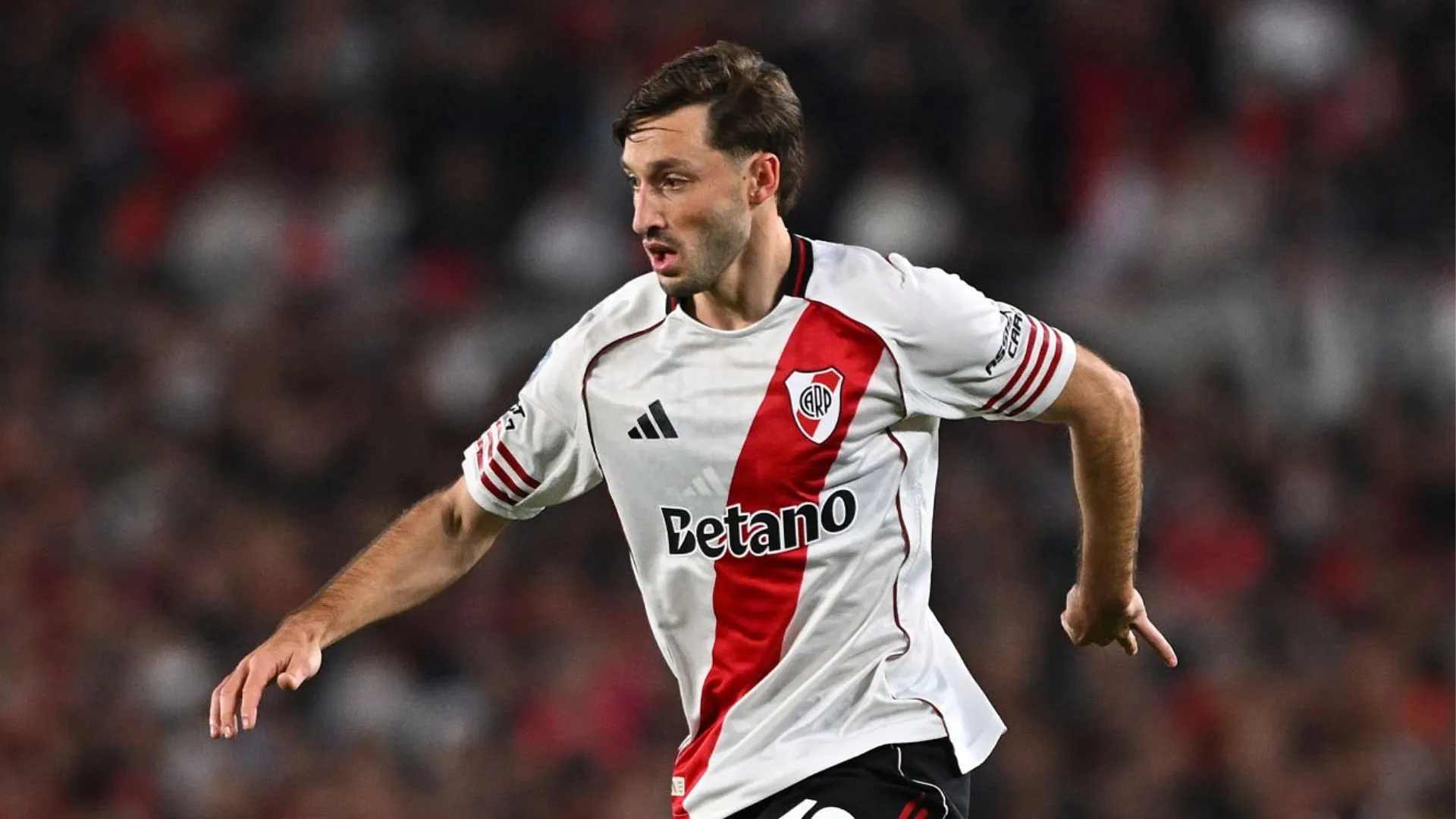Viña estuvo apenas seis meses en River.