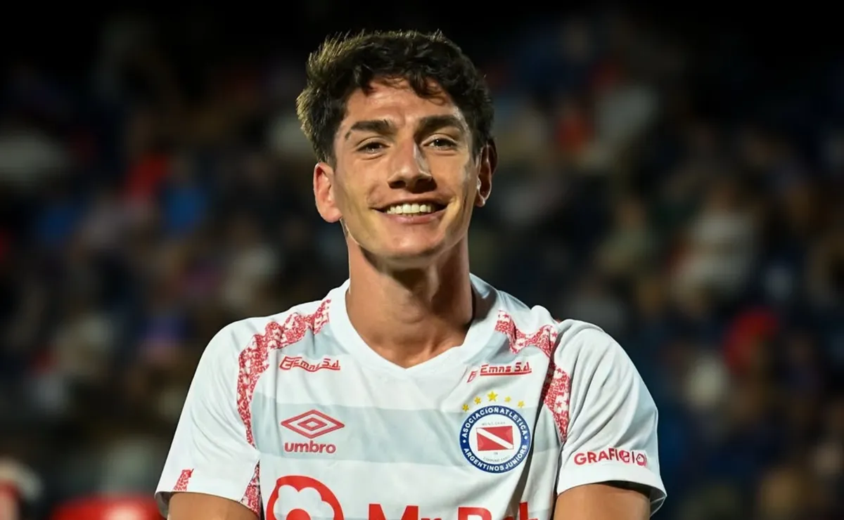 Se complica la llegada de Álvarez a River.