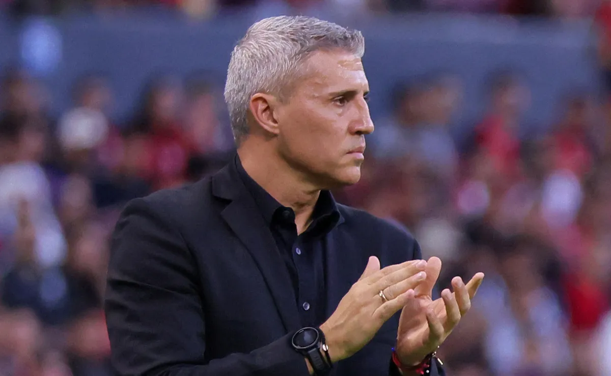 Crespo le puso un freno a los rumores.