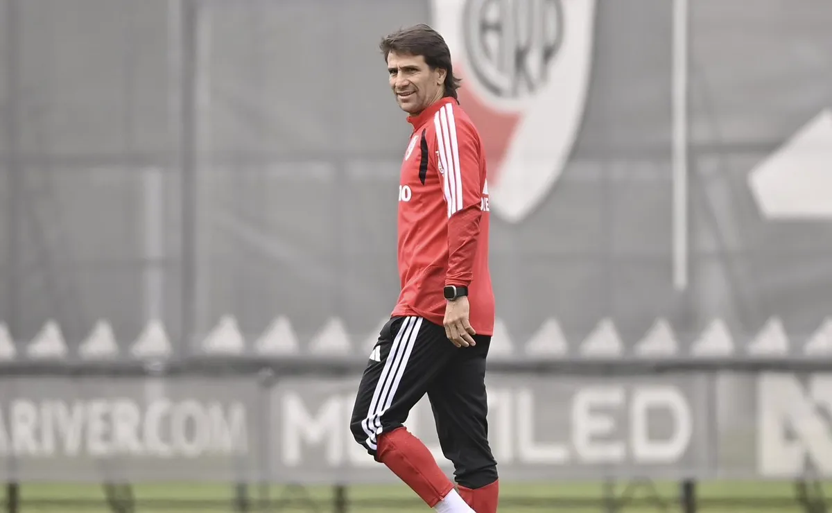 Ponzio dirigirá su segundo partido como DT interino de River.