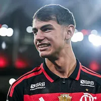 Freitas debutó en Flamengo: así fue su partido y el patadón que recibió