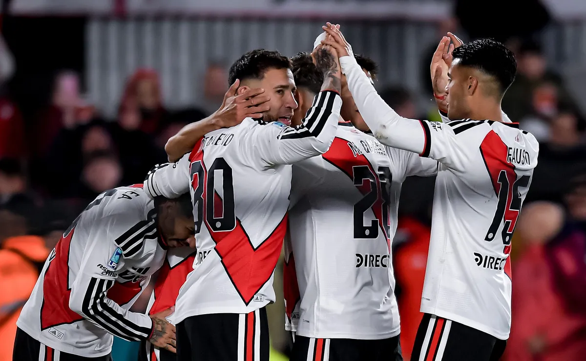 Así quedó River en la tabla anual y del Clausura.