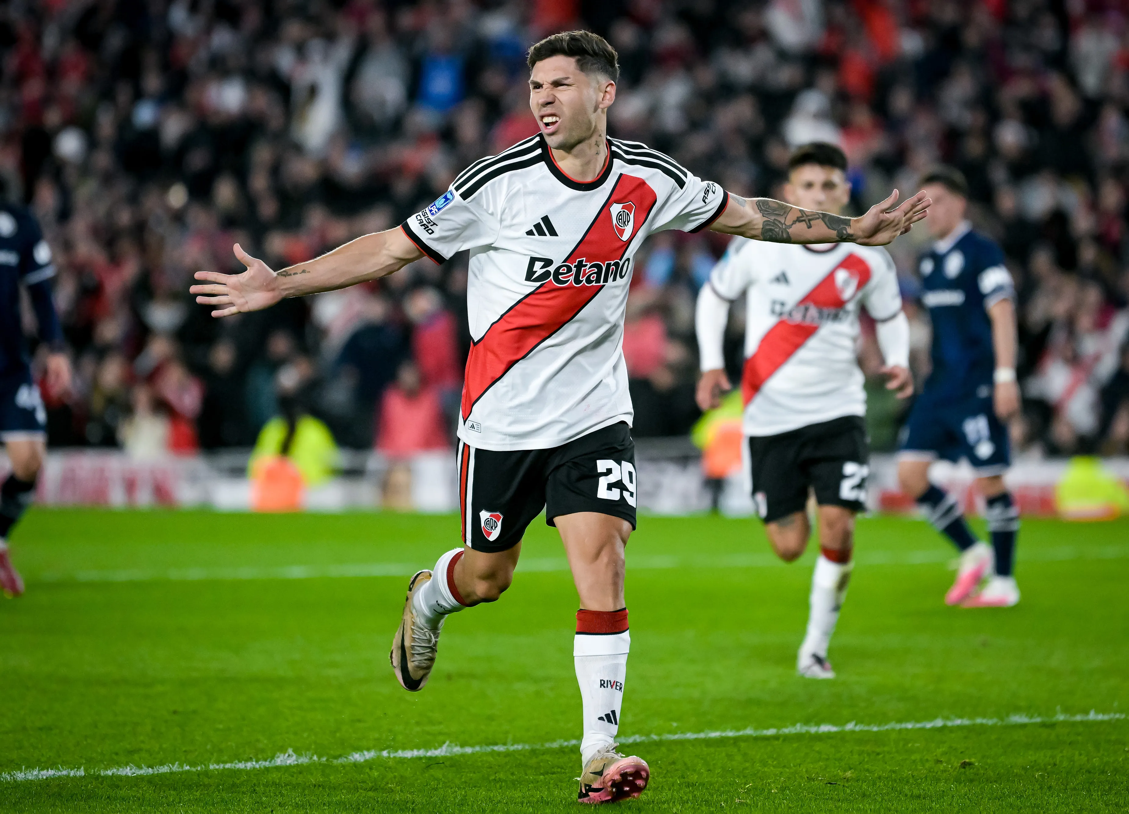 Montiel consideró que Martínez Quarta hizo “un gran partido” contra Independiente Rivadavia. (Getty Images)