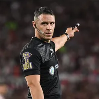 Polémica por el árbitro designado vs. Atl. Tucumán: el penalazo que no le cobró a River en este Clausura