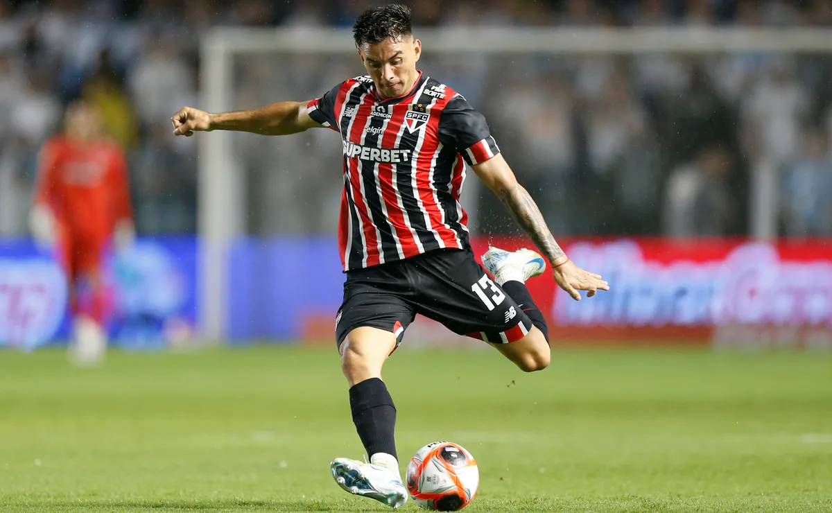 Enzo Díaz suma 76 PJ en San Pablo pero podría irse libre.