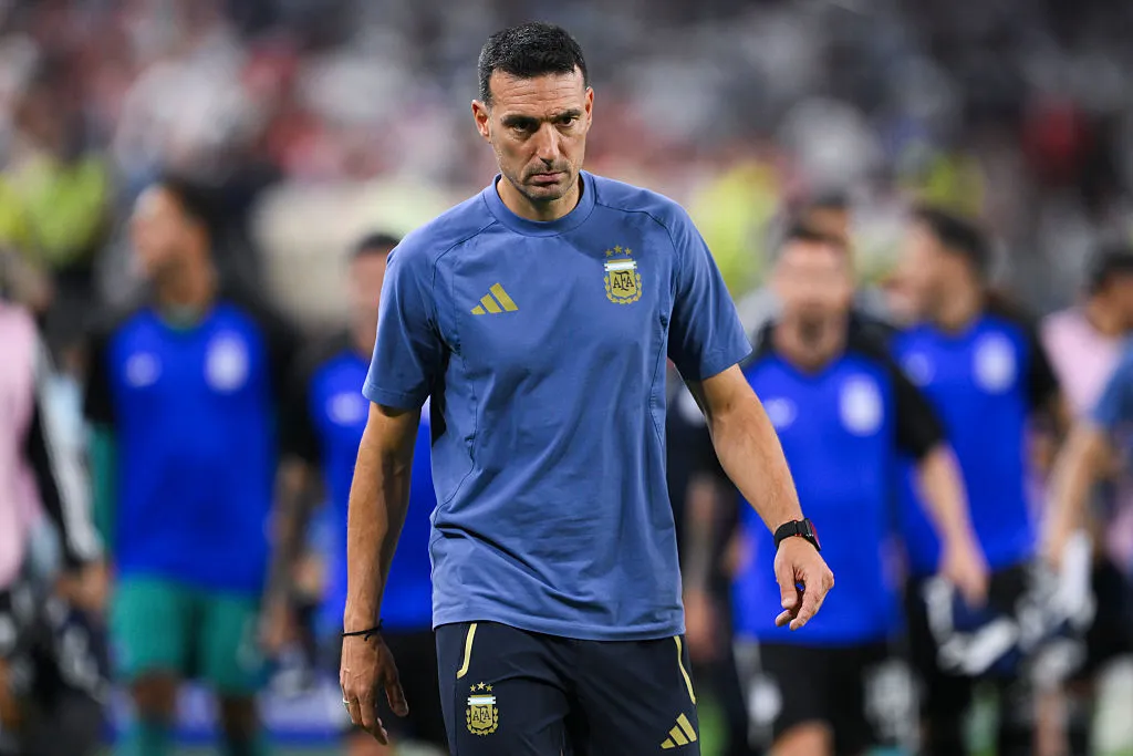 Scaloni reveló, en 2024, que sus hijos son hinchas de River. (Getty Images)