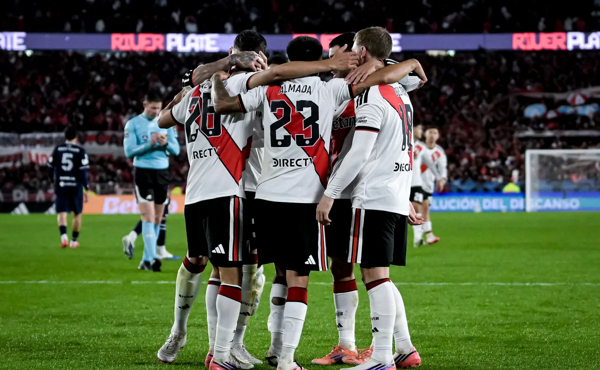Cómo está River en la tabla anual.