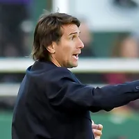 Ponzio habló del pedido de “patear de afuera” para sus jugadores y explicó por qué da esa orden