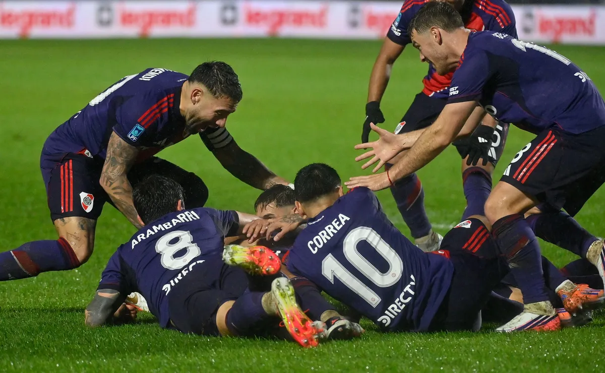 River le puso fin a su sequía en Tucumán.