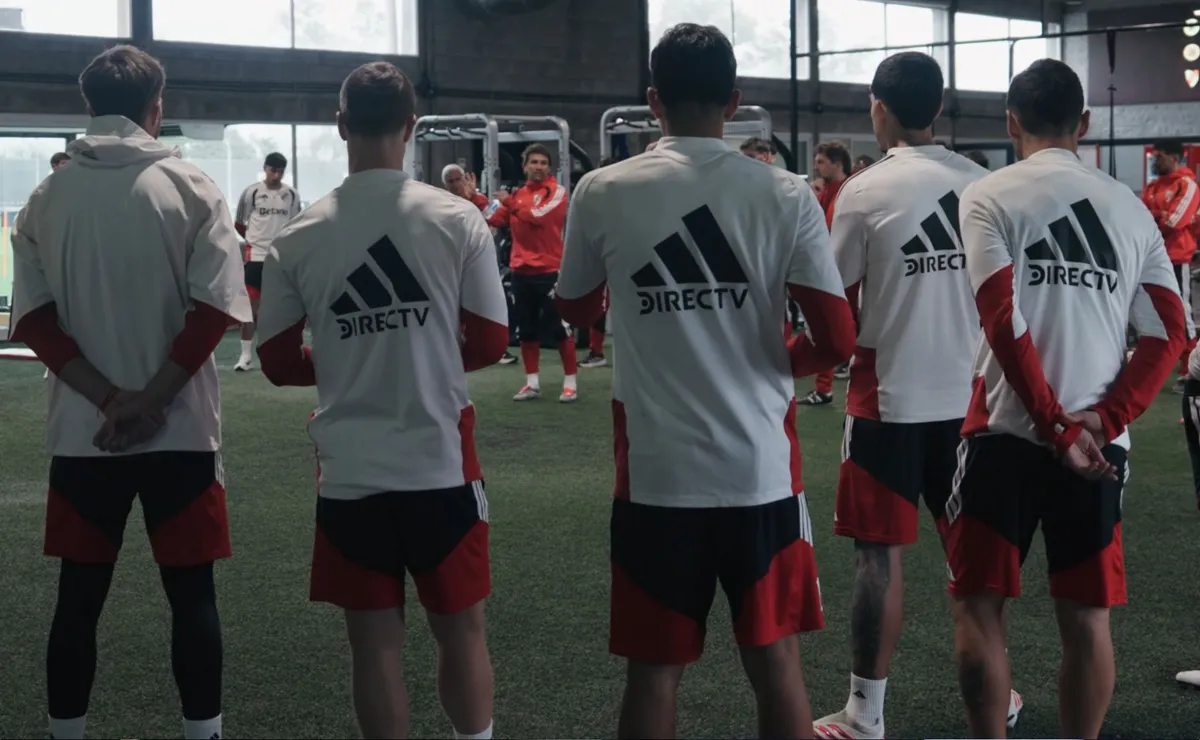 Los futbolistas vuelven a tener acción en el inicio de la semana.