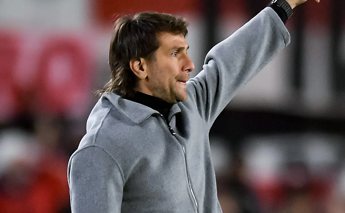 Ponzio dirigirá su cuarto partido al frente de River.