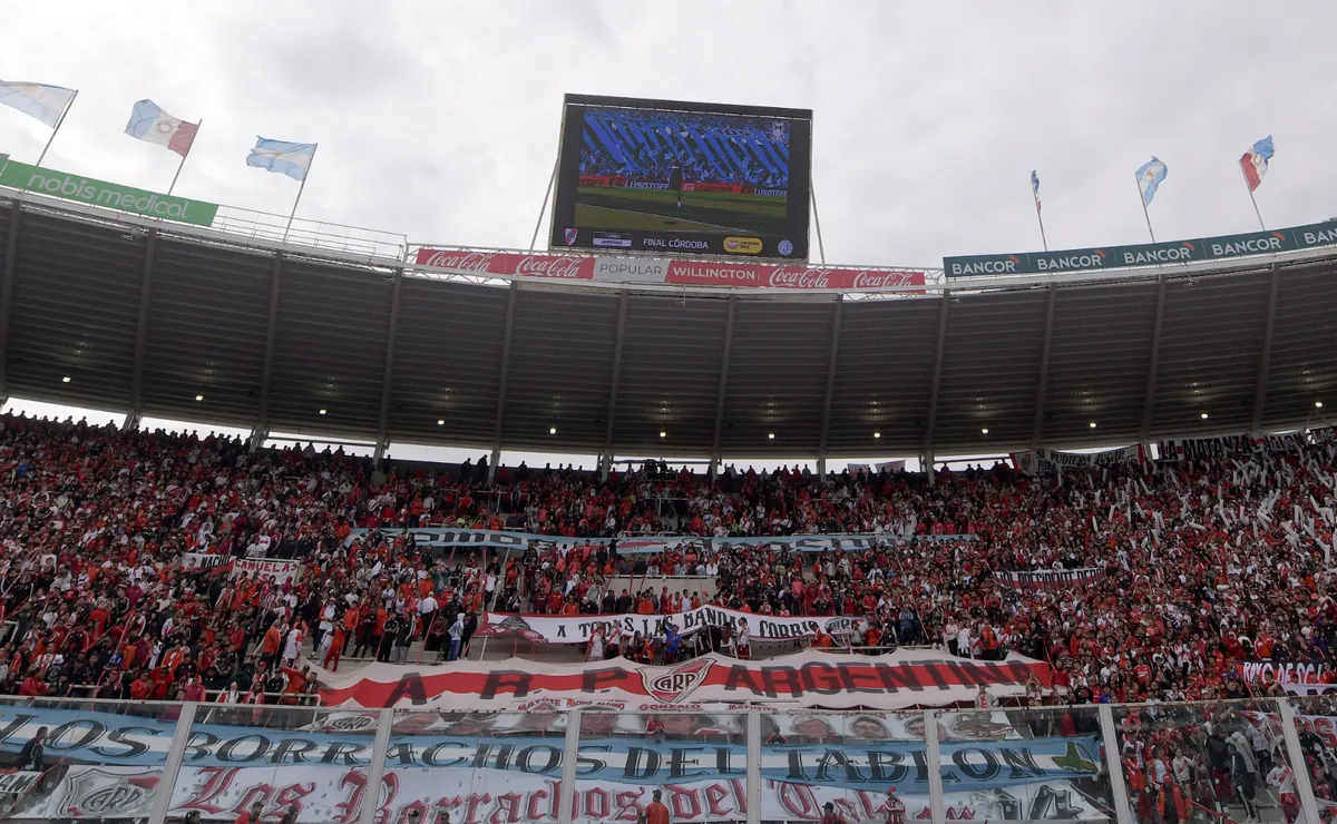 River y Belgrano se verán las caras en el Kempes.