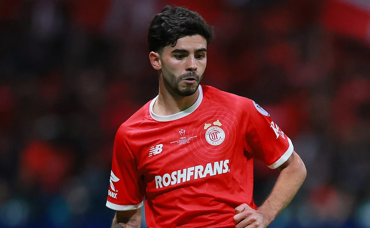 Simón lleva cuatro títulos ganados en Toluca.