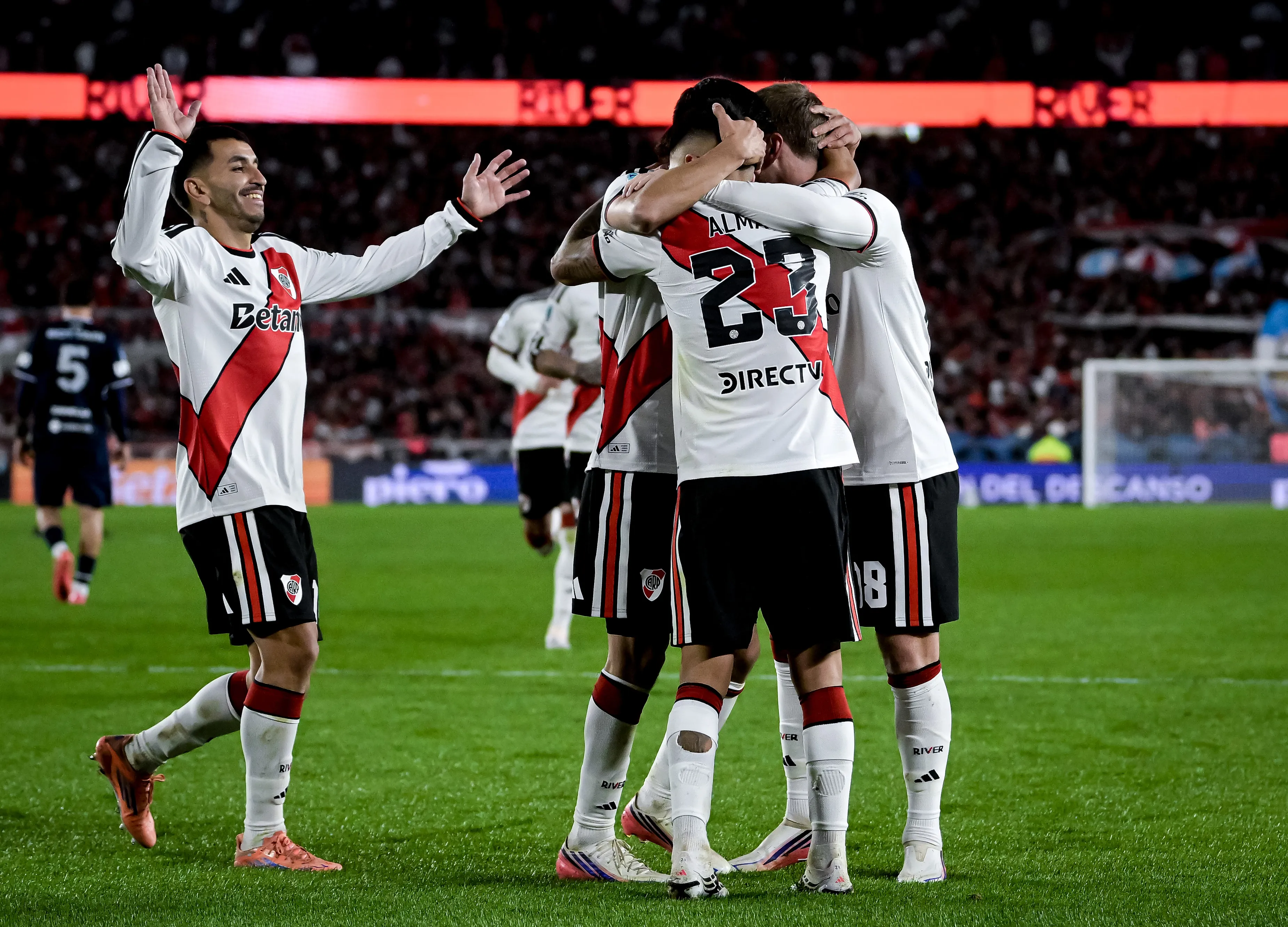 River buscará su cuarta victoria consecutiva. (Getty Images)