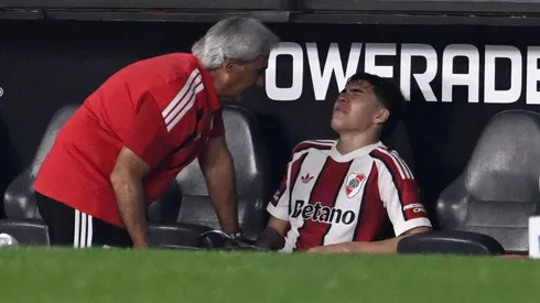 Andrada rompió en llanto en el banco de suplentes.